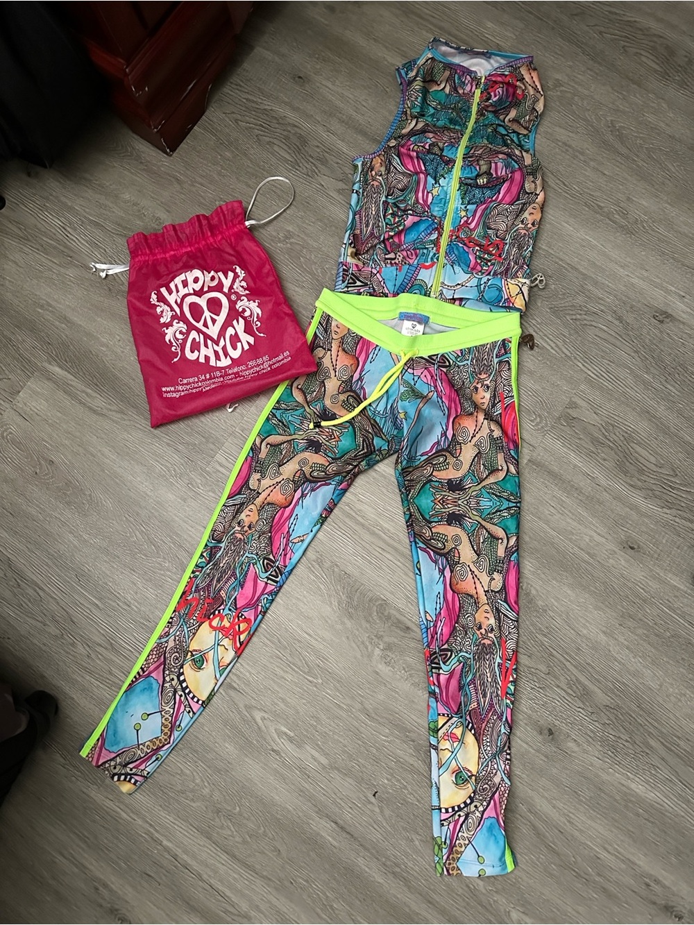 Neon Trim Printed Women's Leggings - Top Multicolor